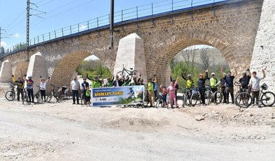 Yeşilyurt Belediyesinden Baharın Gelişine Pedallı Kutlama!